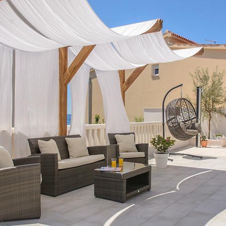 Apartments Villa Atlantis Trogir Eksteriør billede