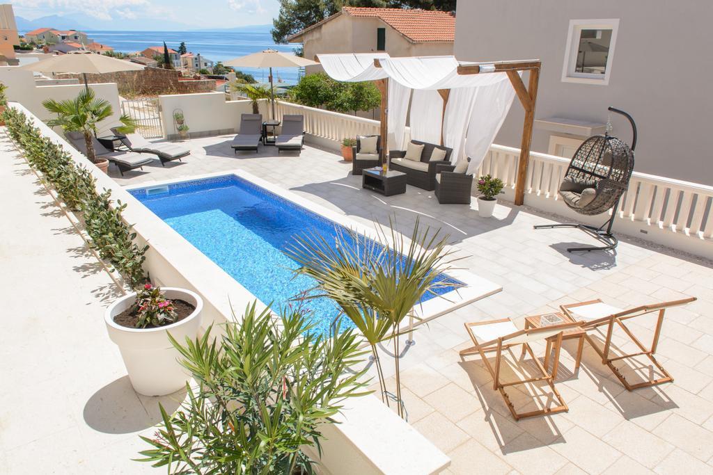 Apartments Villa Atlantis Trogir Eksteriør billede