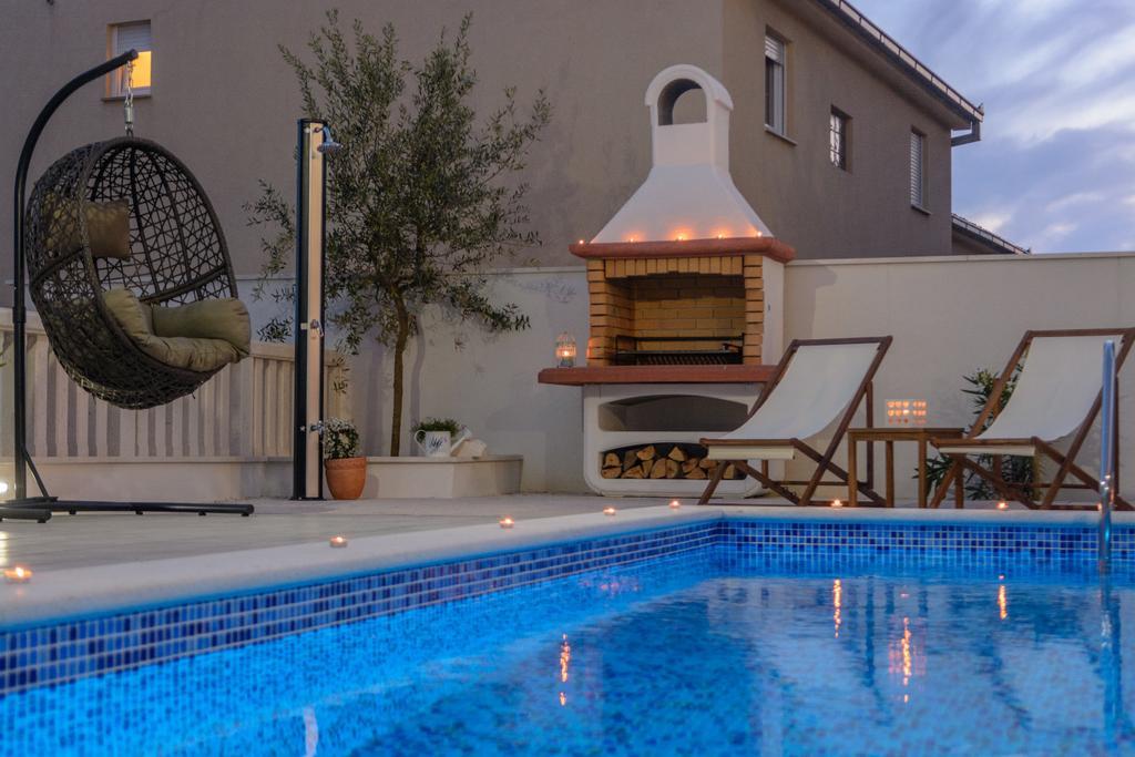 Apartments Villa Atlantis Trogir Eksteriør billede