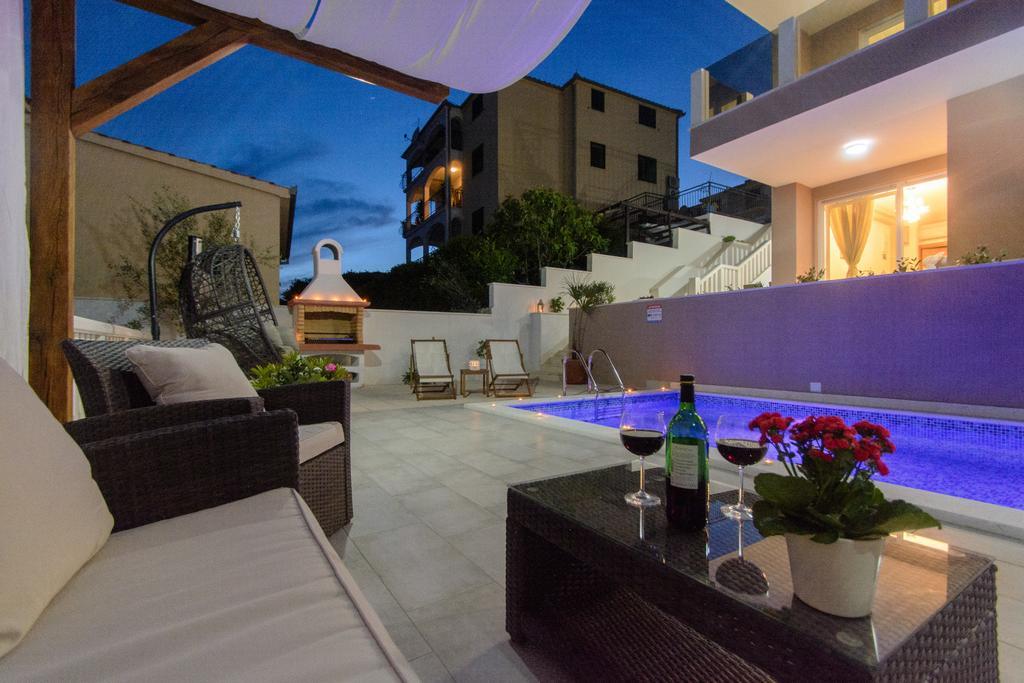 Apartments Villa Atlantis Trogir Eksteriør billede