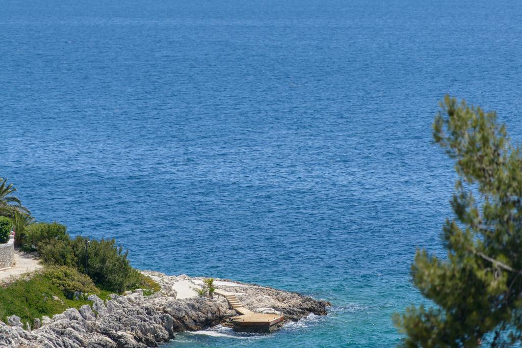Apartments Villa Atlantis Trogir Eksteriør billede