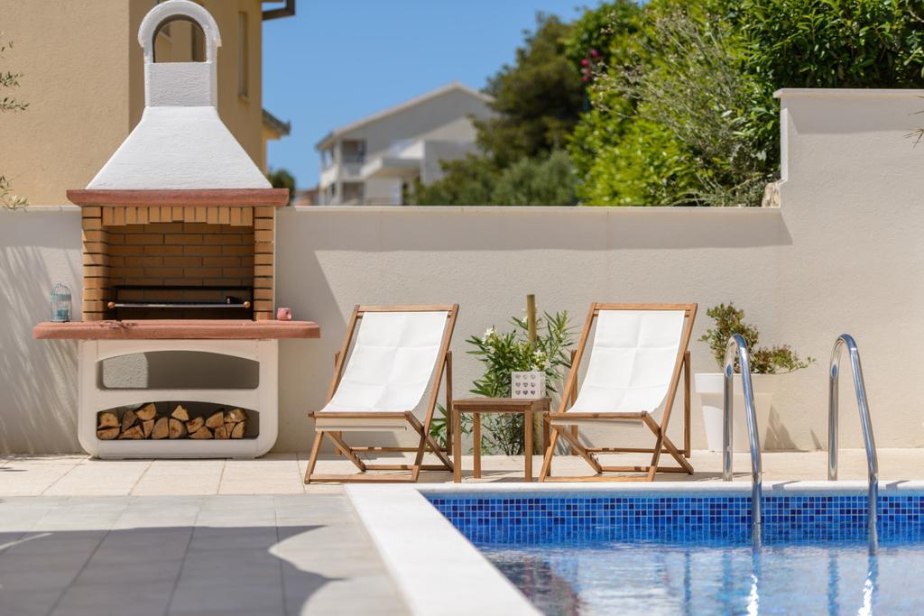 Apartments Villa Atlantis Trogir Eksteriør billede