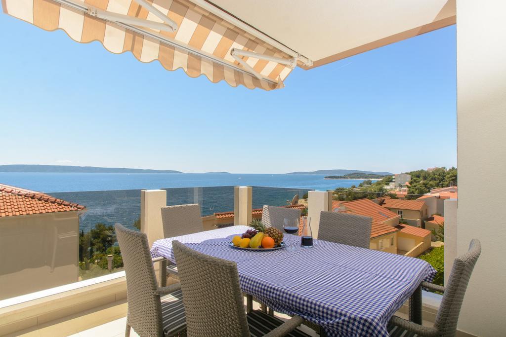 Apartments Villa Atlantis Trogir Eksteriør billede