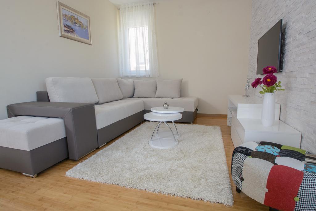 Apartments Villa Atlantis Trogir Eksteriør billede