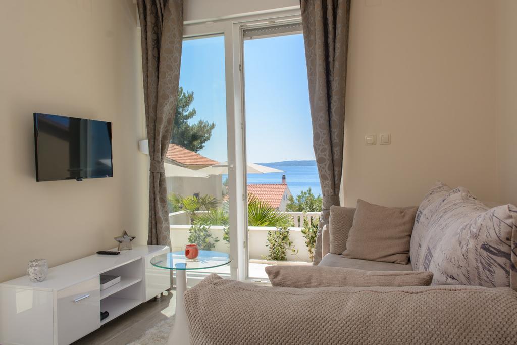 Apartments Villa Atlantis Trogir Eksteriør billede